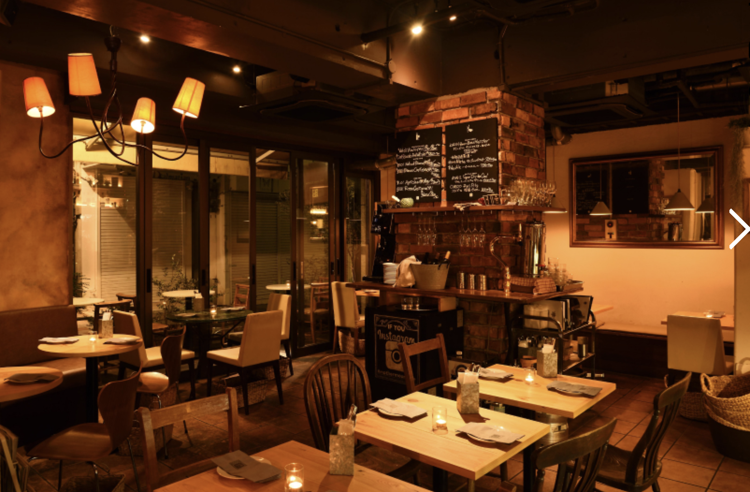 Mother Moon Cafe 内観