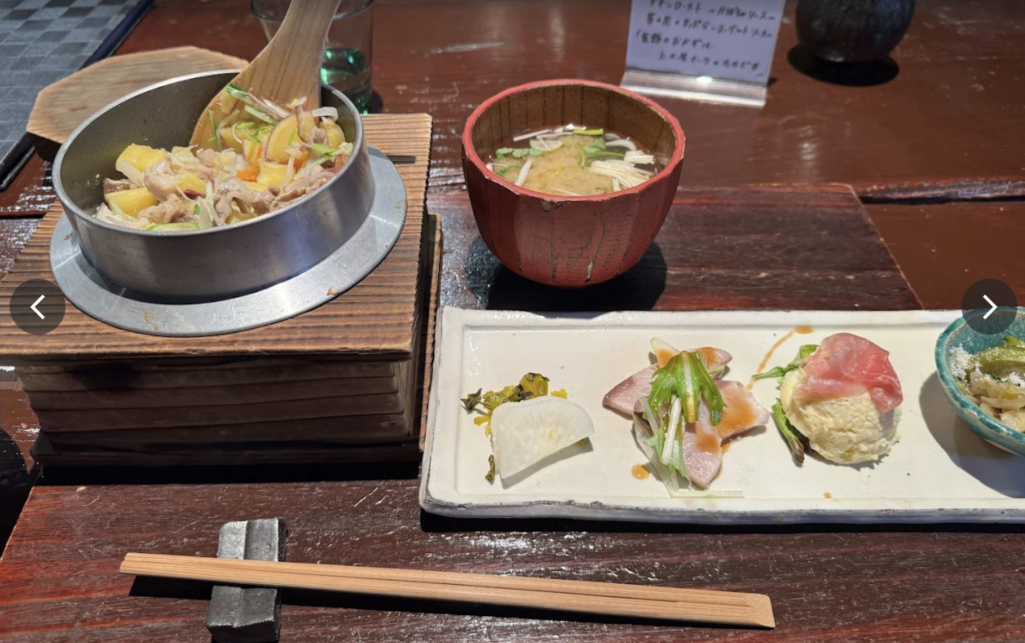 omo cafe 内観